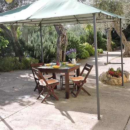 Holiday home Salondra